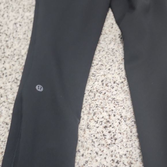 Lululemon Black High-Waisted Leggings - Picture 7 of 10